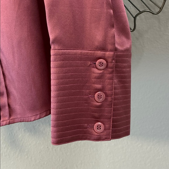 St. John Vintage Silk Button Up Shirt Dusty Rose Pink NWOT Size 2 - Picture 5 of 9